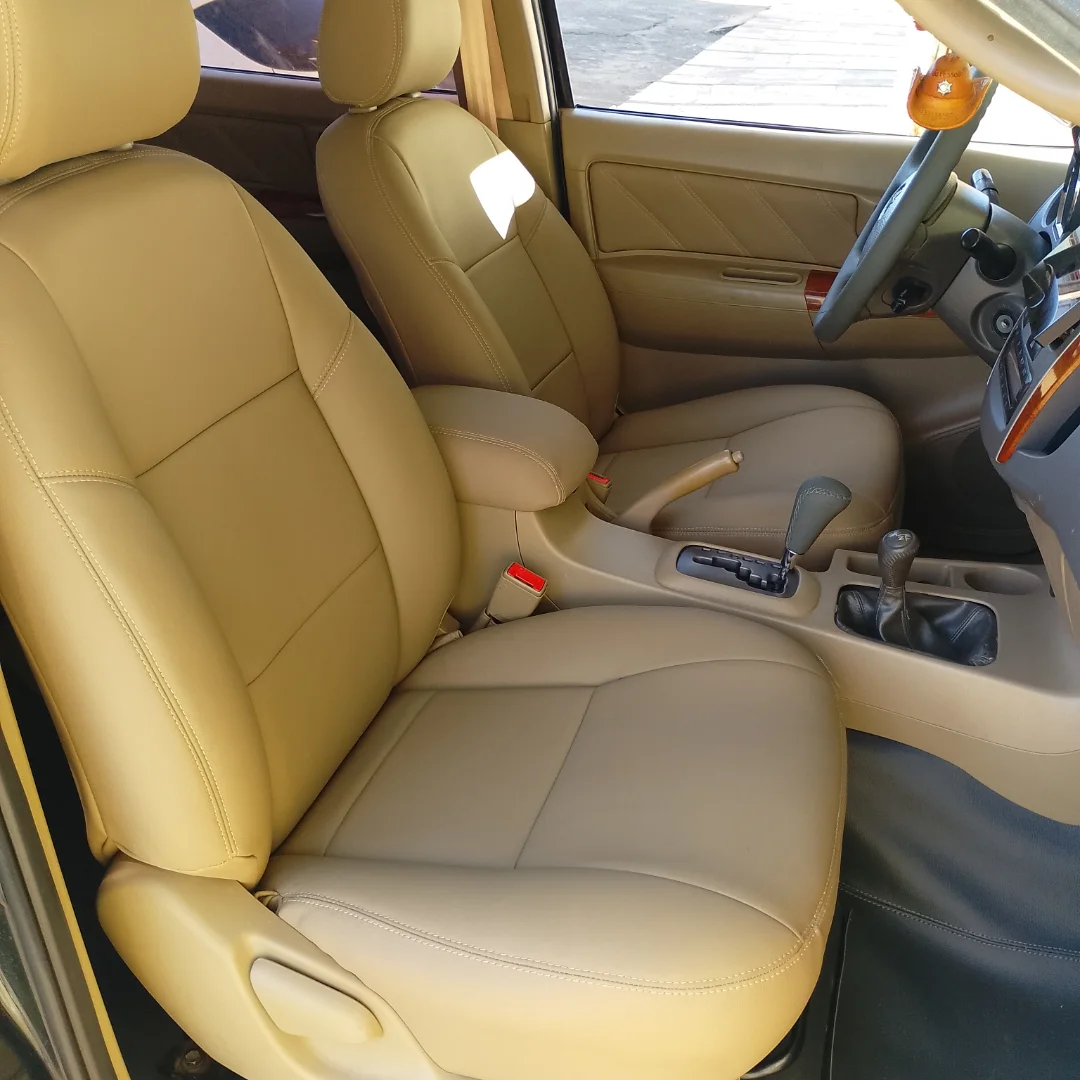 Interior revestido em couro pela Auto Couro DF